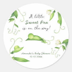 Eine kleine Süße Erbse ist auf dem Weg Baby Shower Runder Aufkleber