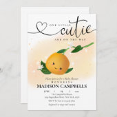 Eine kleine Süsse ist auf dem Weg zur Einladung vo (Vorne/Hinten)