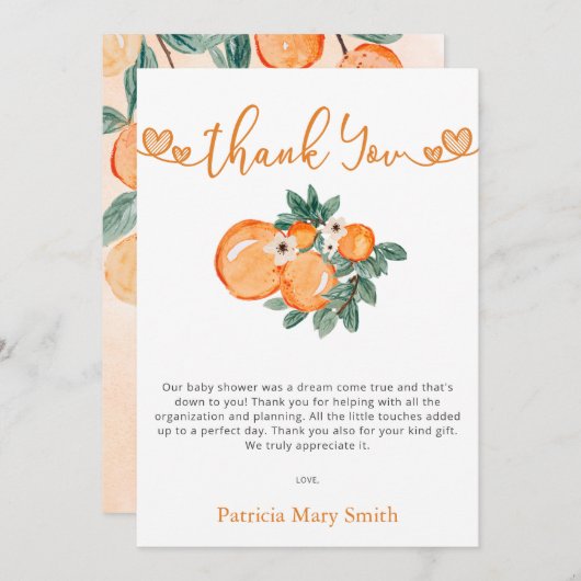 Eine kleine Süsse ist unterwegs mit einer orangefa Dankeskarte (Vorne/Hinten)