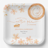 Eine kleine Süsse Kuchen backt | Babyparty Pappteller (Vorderseite)