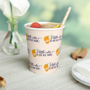 Eine kleine Süsse Orangen Babydusche Papiertasse Pappbecher
