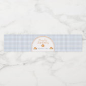 Eine kleine Süsse Pie First Birthday Blue Gingham Wasserflaschenetikett (Einzelnes Label)