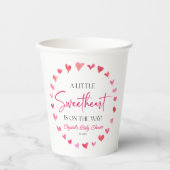 Eine kleine süße Red Pink Hearts Baby Dusche Pappbecher (Vorderseite)