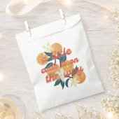 eine kleine Süssen-Babydusche Geschenktütchen (Ausgeschnitten)