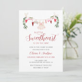 Eine kleine Sweetheart Valentine Girl Baby Dusche Einladung (Stehend Vorderseite)