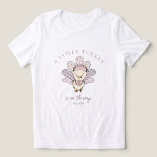 Eine kleine Türkei ist auf dem Weg Mutter zu sein Tri-Blend Shirt