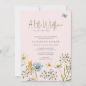 Eine kleine Wildblume Boho Feder Blütendusche Einladung (Vorderseite)