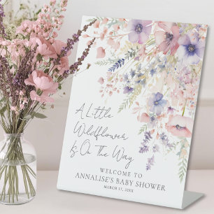 Eine kleine Wildblume Florale Babyparty-Willkommen Sockelschild