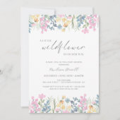 Eine kleine Wildblume ist auf dem Weg zur Babydusc Einladung (Vorderseite)