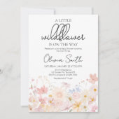 Eine kleine Wildblume ist auf dem Weg zur Babydusc Einladung (Vorderseite)