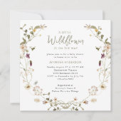 Eine kleine Wildblume ist unterwegs mit einer Baby Einladung (Vorderseite)