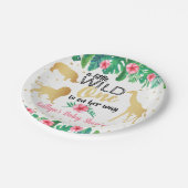 Eine kleine wilde ist auf dem Weg Mädchen Babydusc Pappteller (Schrägansicht)