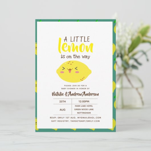 Eine kleine Zitrone auf dem Weg zu einer frisch ge Einladung (Stehend Vorderseite)