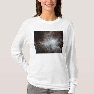 Eine Kolonie der heißen Junge spielt im T-Shirt