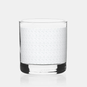 Eine komplett weiße, funkellose Oberfläche füllt d Whiskyglas