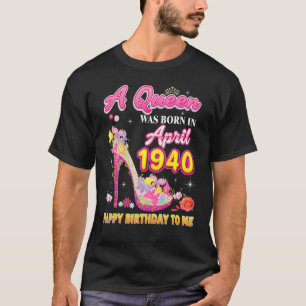 Eine Königin wurde im April 1940 zum Geburtstag Ge T-Shirt