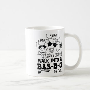 Eine Kuh, ein Schwein und ein Huhn laufen in eine Kaffeetasse