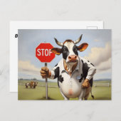 Eine Kuh mit einem Stoppschild Postkarte (Vorne/Hinten)