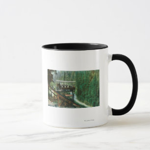 Eine Landschaftliche Eisenbahn am Ufer des Sacrame Tasse
