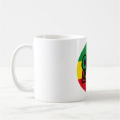 Eine Liebe, Reggae-Design mit Reggaefarben Kaffeetasse (Links)