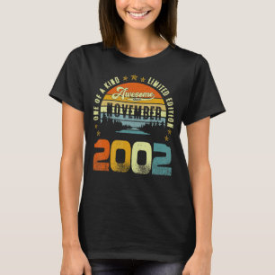 Eine limitierte Auflage Phantastisch seit Novemb T-Shirt
