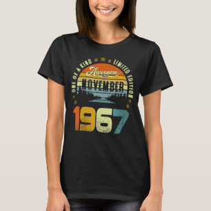 Eine limitierte Auflage Phantastisch seit Novemb T-Shirt