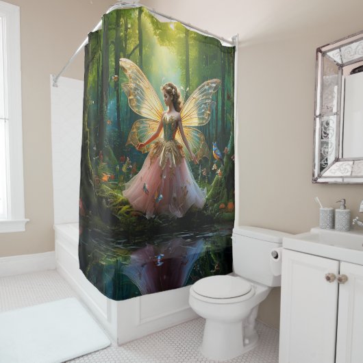 Eine magische Fee im Wald Duschvorhang (Beispiel)