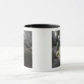 Eine Marine fügt einen Trinkschlauch in seinen Kan Tasse (Zentrum)