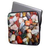 eine Menge schön gefärbter Steine Laptopschutzhülle (Vorderseite Links)