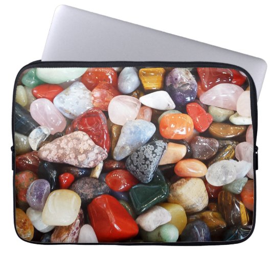 eine Menge schön gefärbter Steine Laptopschutzhülle (Vorderseite)