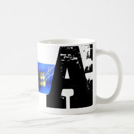Eine Monogram-Typografie-Coole Fun-Tasse Kaffeetasse