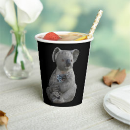 Eine Mutter verkneifen Pappbecher