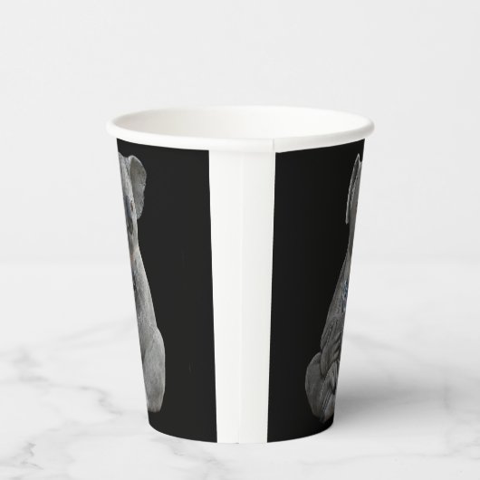 Eine Mutter verkneifen Pappbecher (Rechts)