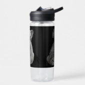 Eine Mutter verkneifen Trinkflasche (Links)
