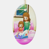 Eine Mutterlesung mit ihrer Tochter Keramik Ornament (Rechts)