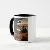 Eine nahe Sicht auf den Arm auf die Mars der NASA Tasse (Vorderseite Links)