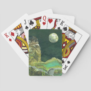 Eine nahe Sicht auf Fantasiewelten und ihre Monde Spielkarten