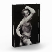 Eine neue Pose von StrongMen Eugen Sandow Bodybuil Fotoblock (Links)
