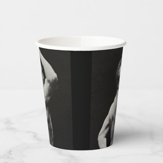 Eine neue Pose von StrongMen Eugen Sandow Bodybuil Pappbecher (Links)