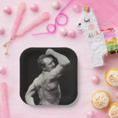 Eine neue Pose von StrongMen Eugen Sandow Bodybuil Pappteller (Party)