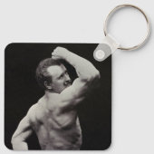 Eine neue Pose von StrongMen Eugen Sandow Bodybuil Schlüsselanhänger (Rückseite)