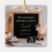 Eine niedliche fröhliche Ankündigung einer Schwang Keramikornament (Vorderseite)