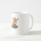 Eine Niedliche Giraffe, die ein Auto auf der Straß Kaffeetasse (VorderseiteRechts)