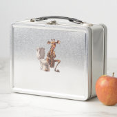 Eine Niedliche Giraffe in Pajamas auf einer Toilet Metall Brotdose (Beispiel)