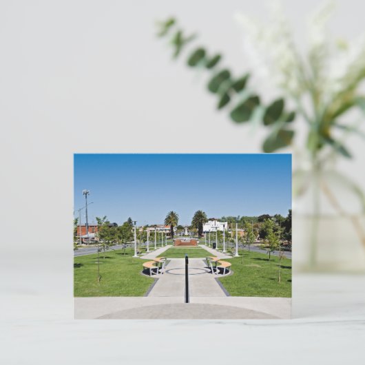 Eine normale Postkarte (Stehend Vorderseite)