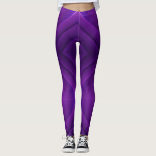 Eine Person, die lebhafte lila Leggings trägt 