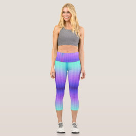Eine Person trägt lebendige Ombre-Leggings  Capri Leggings