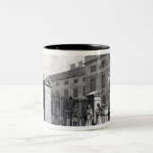 Eine Perspektivenansicht des Zweifarbige Tasse (Mittel)