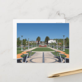 Eine Postkarte oder eine Urlaubskarte mit Foto von