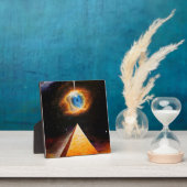 Eine Pyramide unter dem kosmischen Auge Gottes Fotoplatte (InSitu)